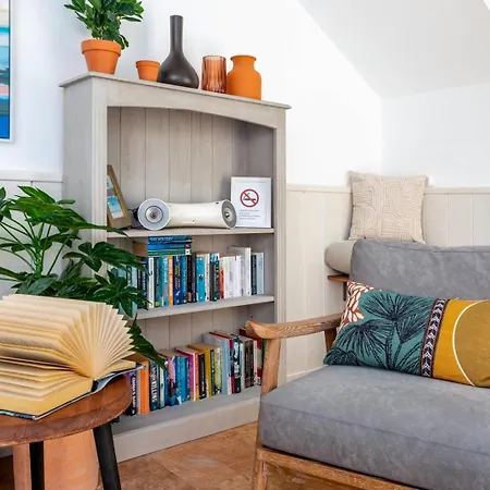 Feriehus The House - Location - Private Plunge Pool - Roof Terrace - 100m To