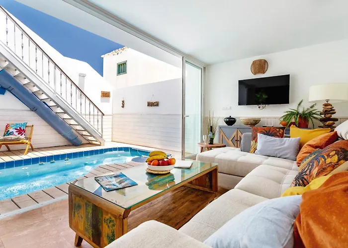 The House - Location - Private Plunge Pool - Roof Terrace - 100m To Сasa de vacaciones