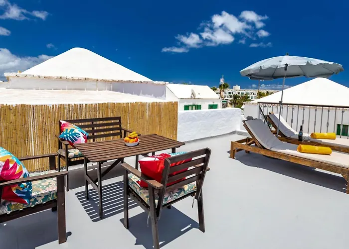 Дом отдыха The House - Location - Private Plunge Pool - Roof Terrace - 100m To *