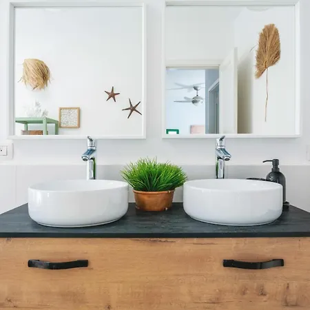 The House - Location - Private Plunge Pool - Roof Terrace - 100m To * Costa Teguise