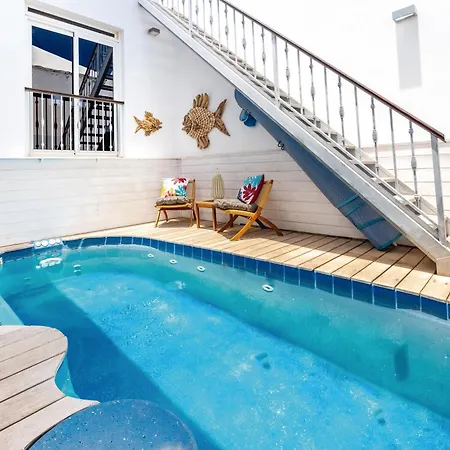 Semesterbostad The House - Location - Private Plunge Pool - Roof Terrace - 100m To Costa Teguise